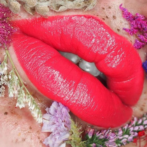 Hibiscus Satin Luxe Lipstick